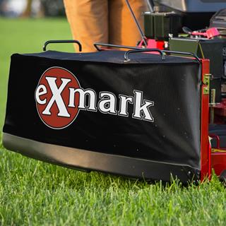 Exmark Radius X-Series with 31 HP* Kawasaki FX921 Engine and 60” Ultracut Series 4 Deck